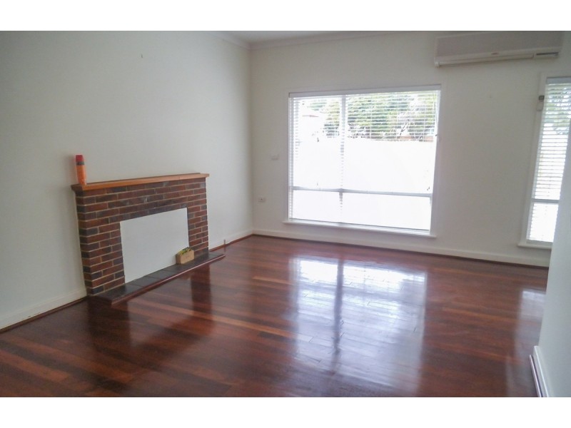 28 Robinson Street, Northam WA 6401