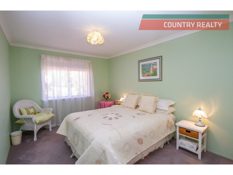 115 Herbert Road, York WA 6302