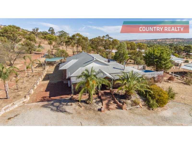26 Steere Road, York WA 6302