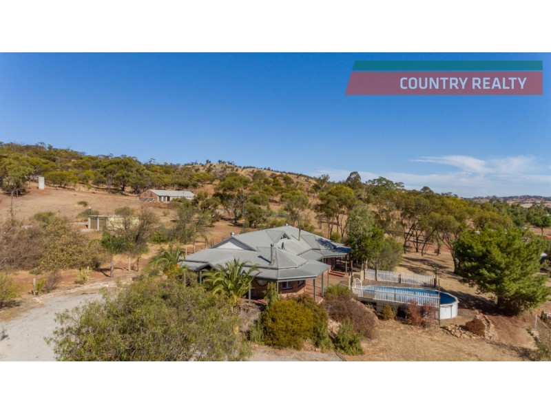 26 Steere Road, York WA 6302