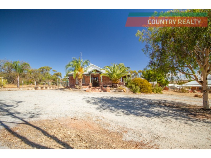 26 Steere Road, York WA 6302
