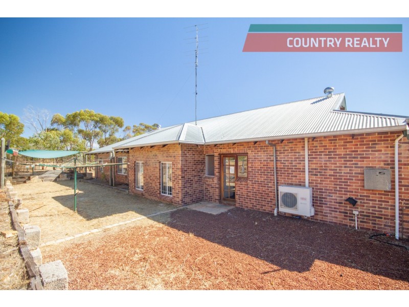 26 Steere Road, York WA 6302