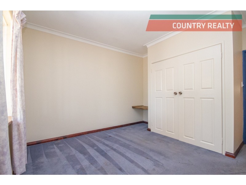 26 Steere Road, York WA 6302