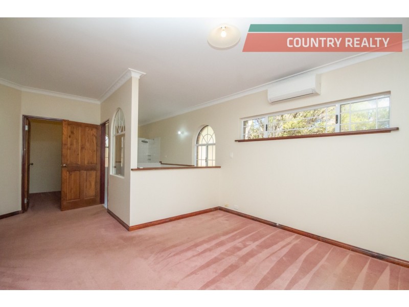 26 Steere Road, York WA 6302