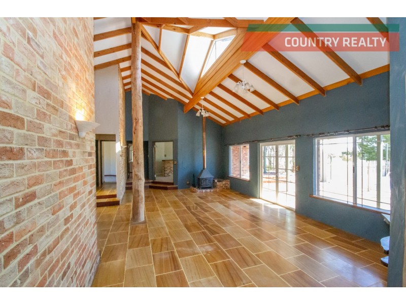 26 Steere Road, York WA 6302