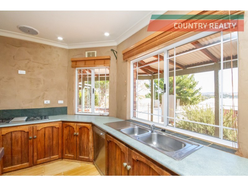 26 Steere Road, York WA 6302