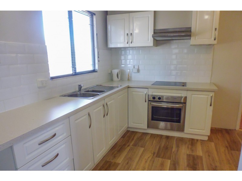 35B Lockyer Avenue, Northam WA 6401