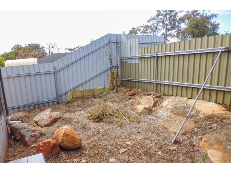 35B Lockyer Avenue, Northam WA 6401