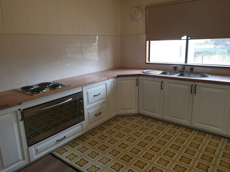 56 Cardwell Road, York WA 6302