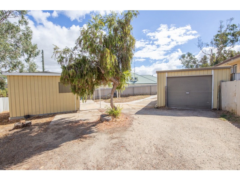 6A Agett Way, Northam WA 6401