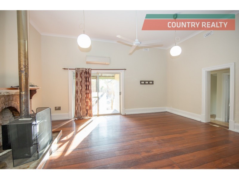 42 Harper Road, Toodyay WA 6566