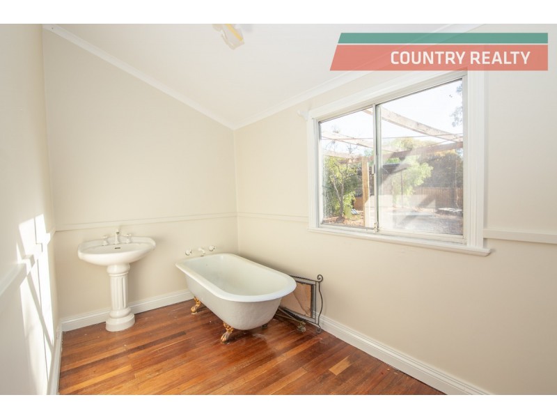 42 Harper Road, Toodyay WA 6566