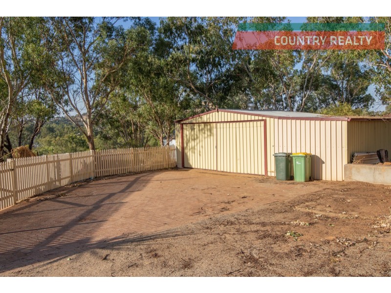 42 Harper Road, Toodyay WA 6566