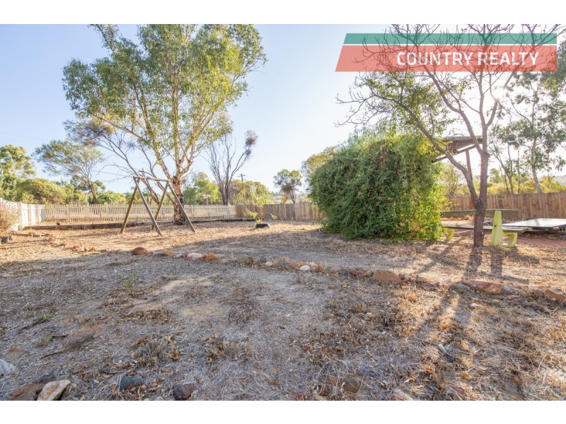 42 Harper Road, Toodyay WA 6566