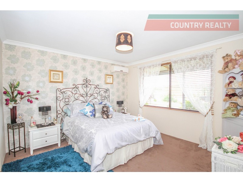 35 Langford Road, York WA 6302