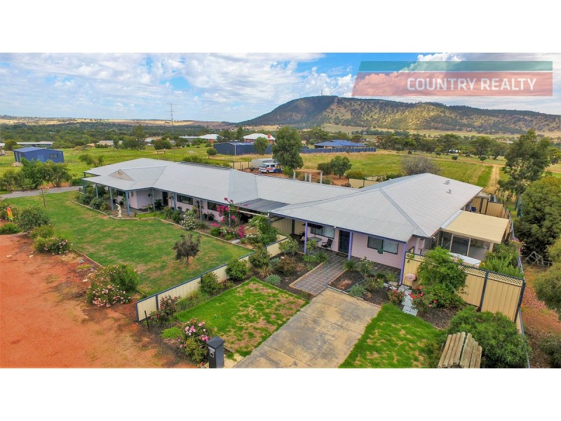 35 Langford Road, York WA 6302