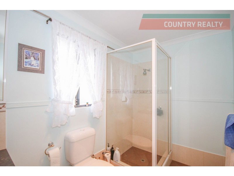 35 Langford Road, York WA 6302