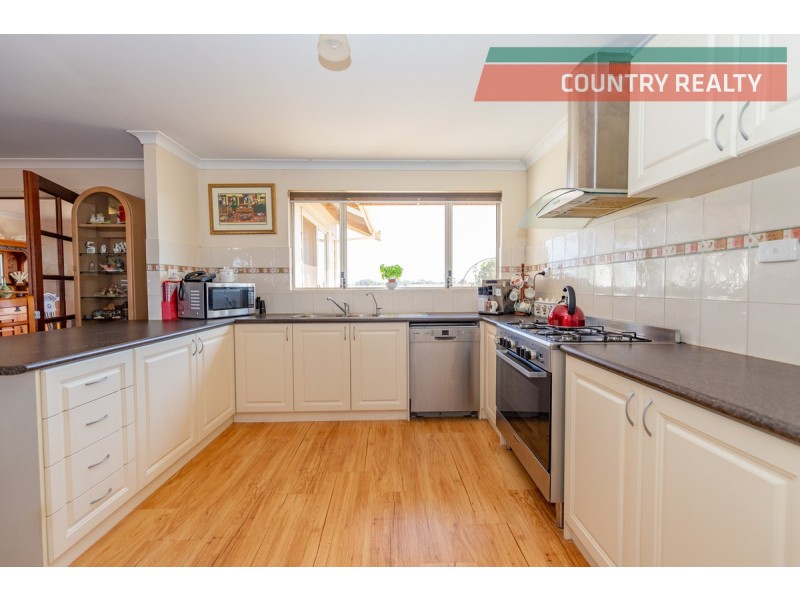 148 Rifle Range Road, Ucarty, Dowerin WA 6461