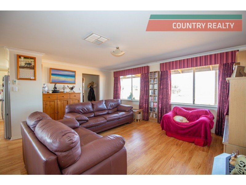 148 Rifle Range Road, Ucarty, Dowerin WA 6461