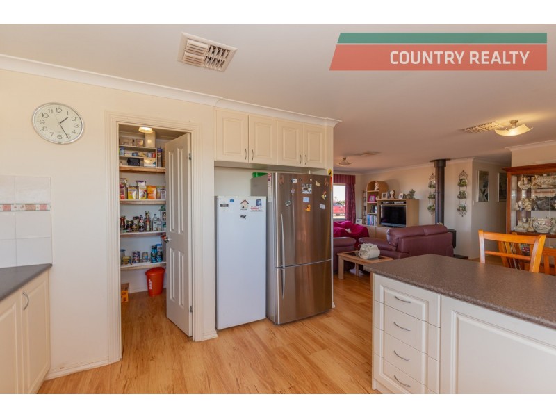 148 Rifle Range Road, Ucarty, Dowerin WA 6461