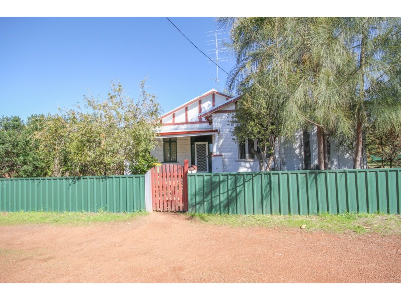 1 Stirling Street, Northam WA 6401