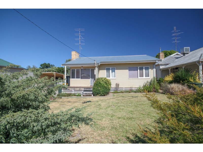 17 Weld Street, Northam WA 6401
