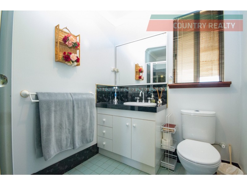 19 Brooking Street, Beverley WA 6304