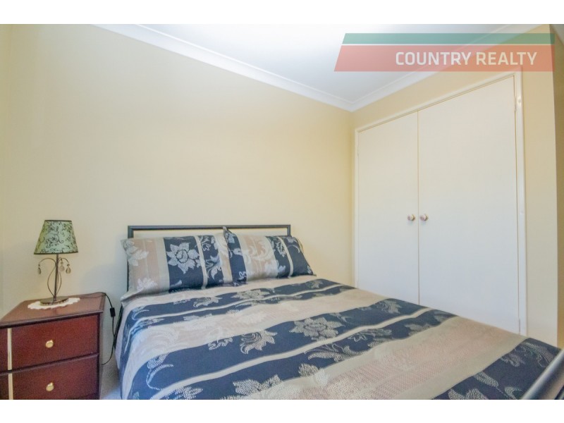 19 Brooking Street, Beverley WA 6304