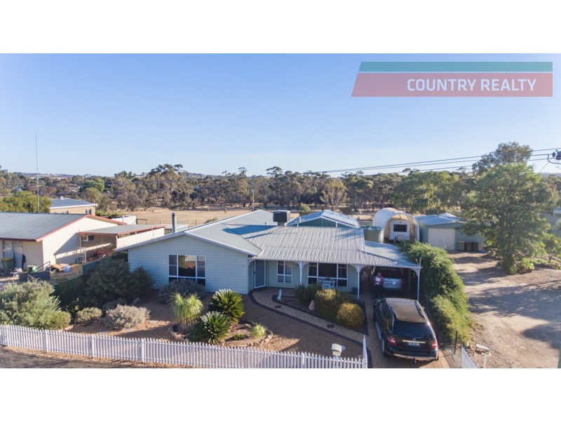 19 Brooking Street, Beverley WA 6304