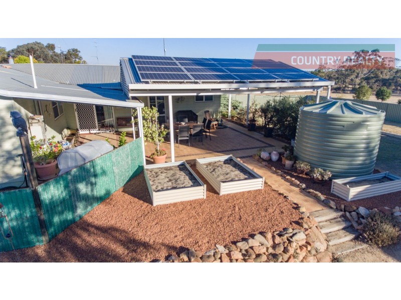 19 Brooking Street, Beverley WA 6304