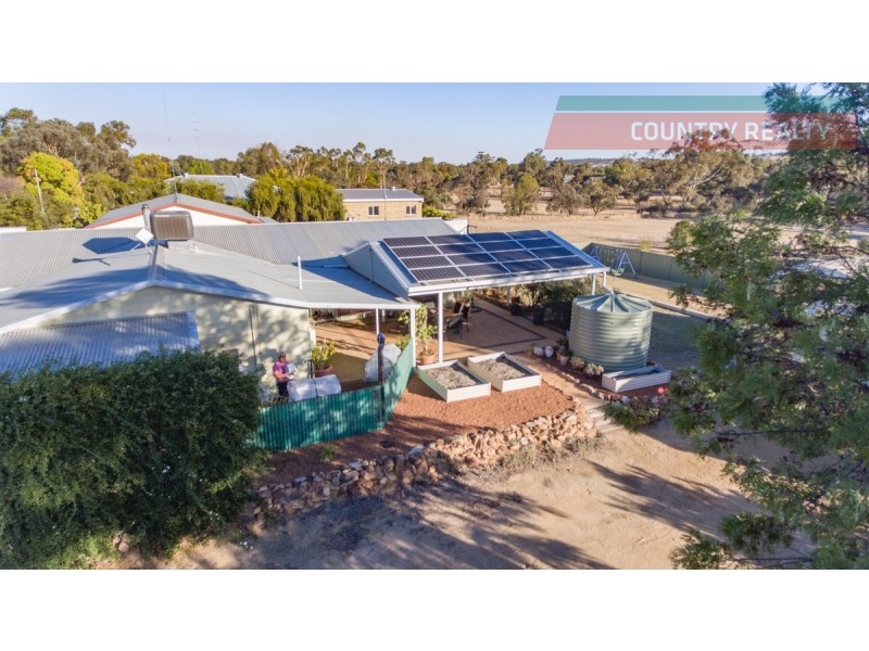 19 Brooking Street, Beverley WA 6304