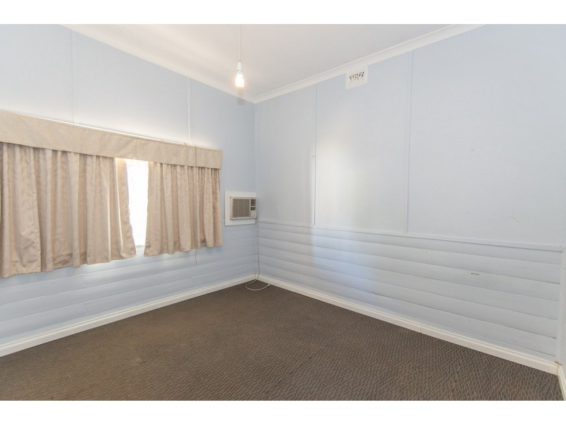 17 Parker Street, Northam WA 6401