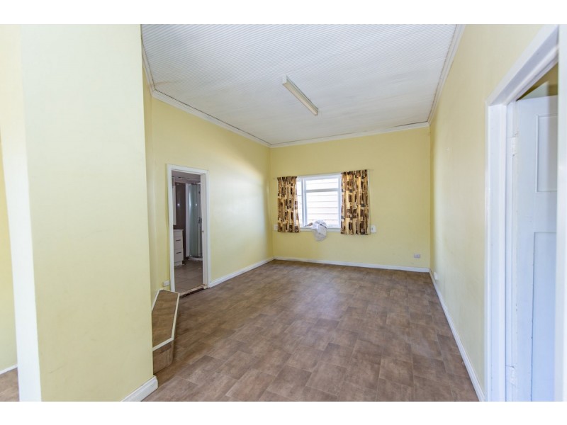 17 Parker Street, Northam WA 6401