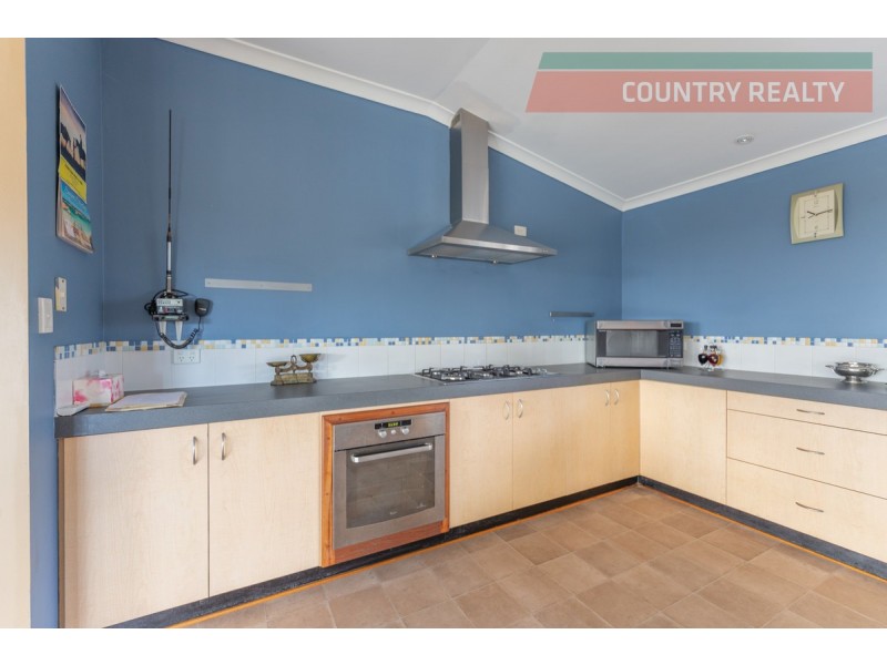 1779 Bejoording Road, Toodyay WA 6566