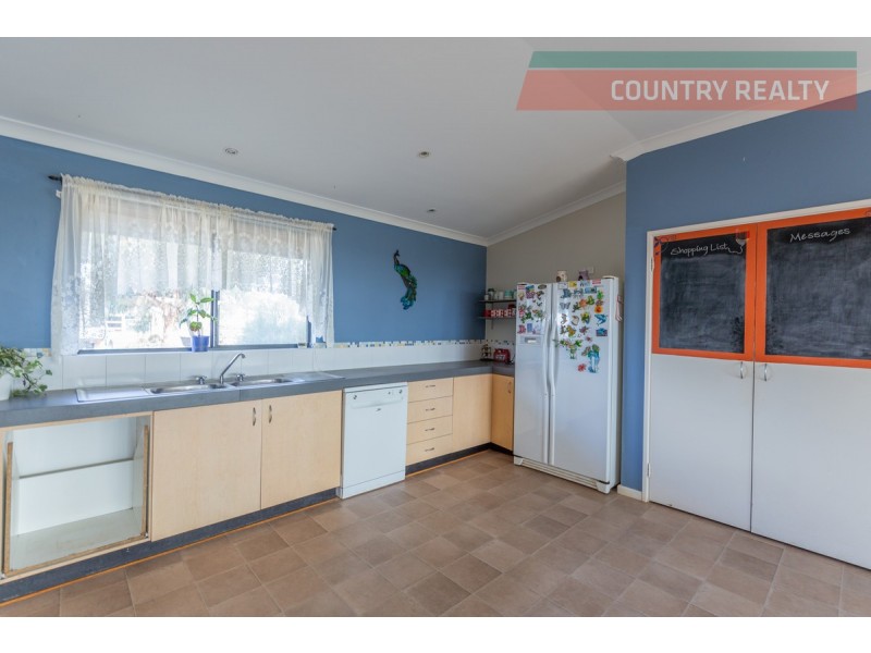 1779 Bejoording Road, Toodyay WA 6566