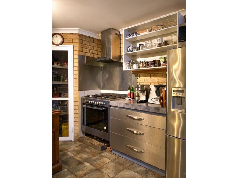 205 Sand Spring Road, Toodyay WA 6566