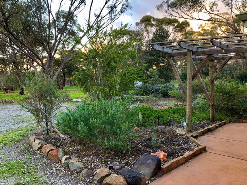 205 Sand Spring Road, Toodyay WA 6566
