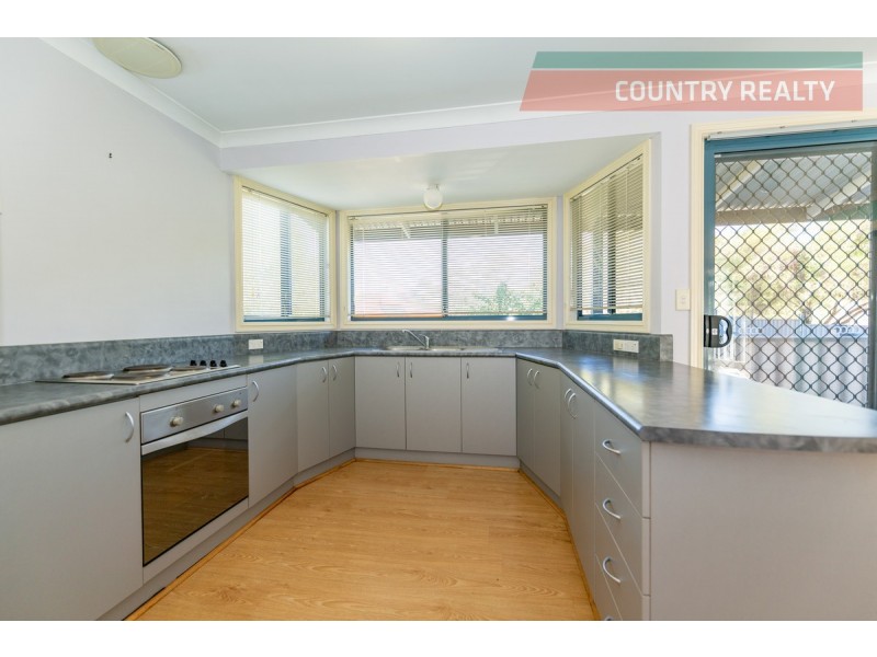 7 Bishop Court, Toodyay WA 6566