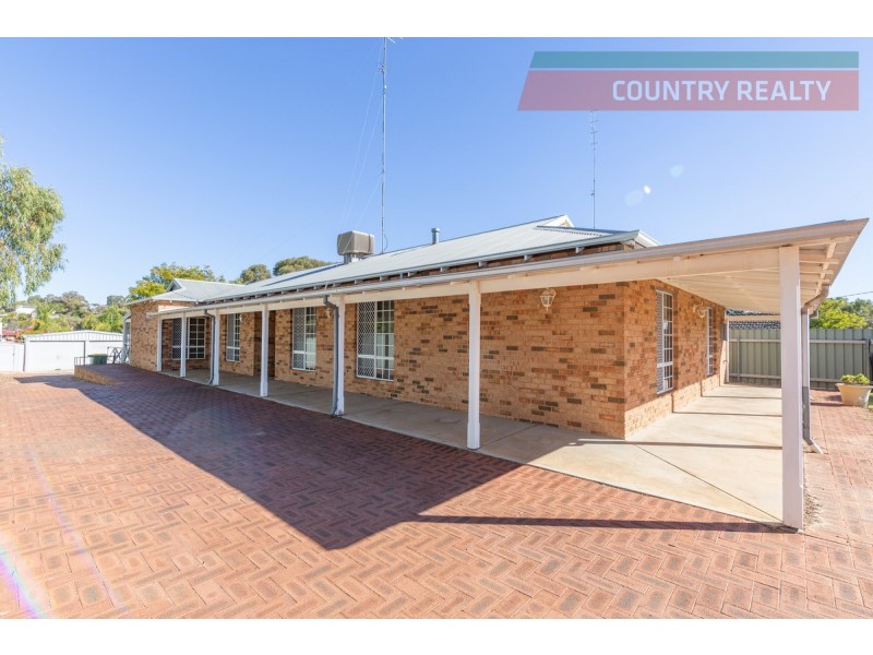 16 Gibbings Street, Northam WA 6401