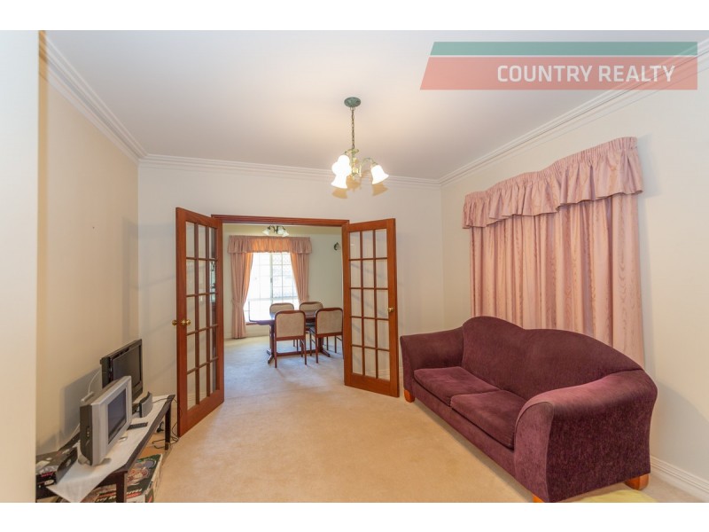 16 Gibbings Street, Northam WA 6401