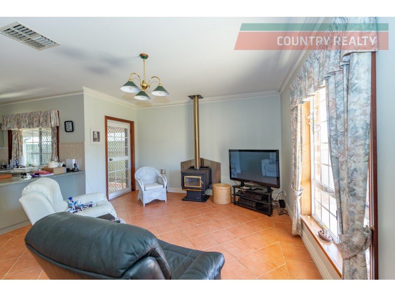 16 Gibbings Street, Northam WA 6401