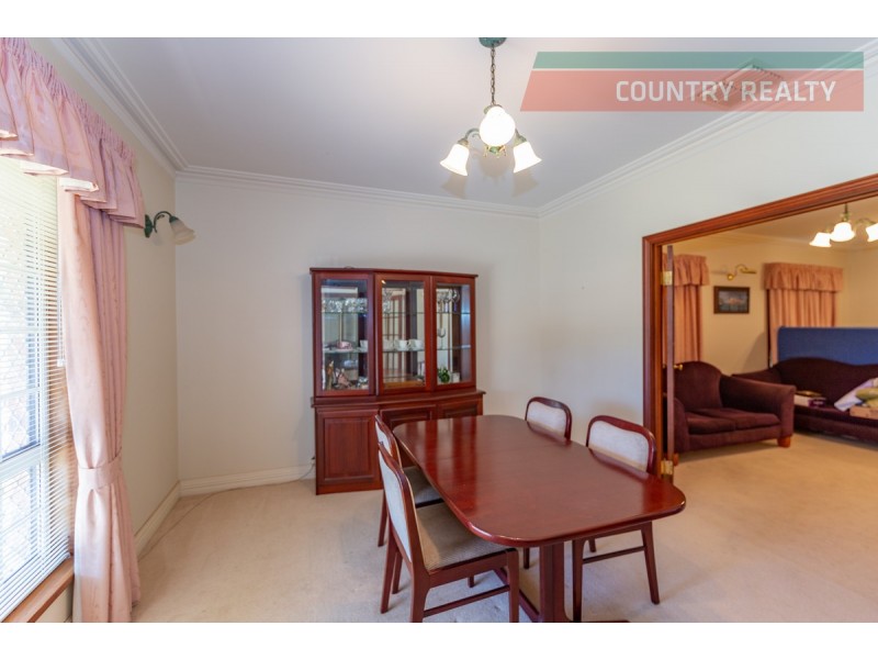 16 Gibbings Street, Northam WA 6401