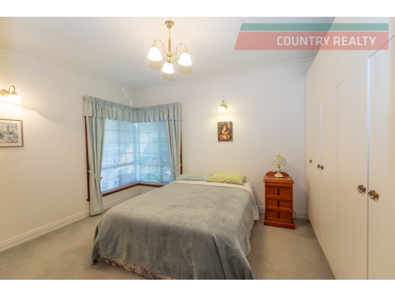 16 Gibbings Street, Northam WA 6401