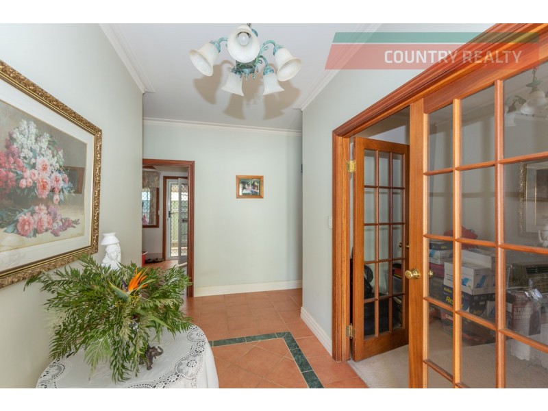 16 Gibbings Street, Northam WA 6401