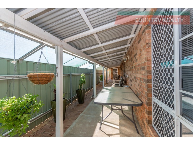 16 Gibbings Street, Northam WA 6401