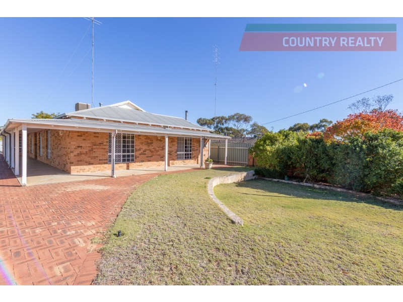 16 Gibbings Street, Northam WA 6401