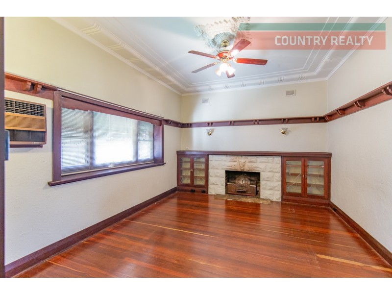 6 Newcastle Road, Northam WA 6401