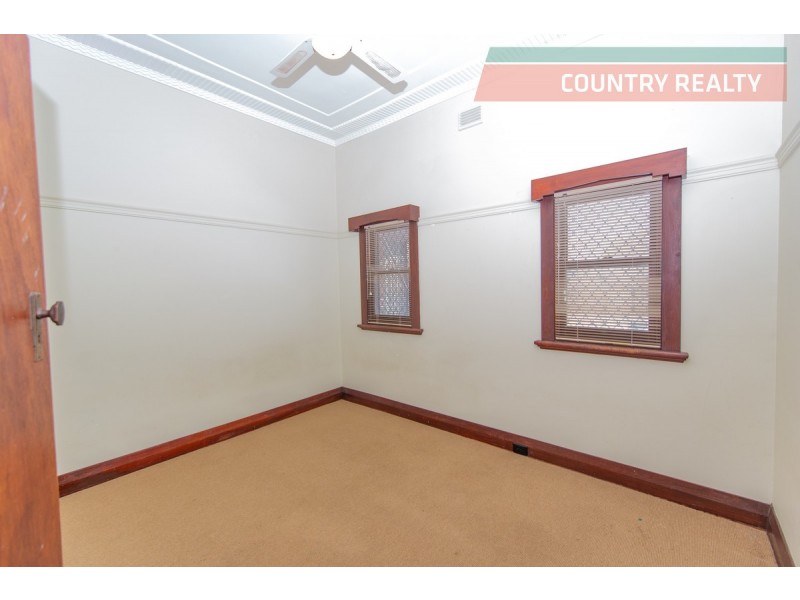 6 Newcastle Road, Northam WA 6401