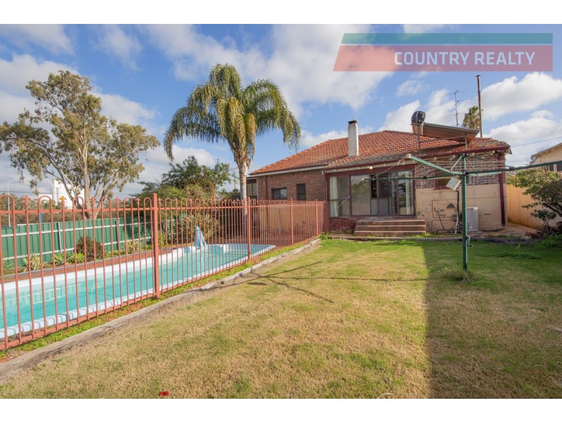 6 Newcastle Road, Northam WA 6401
