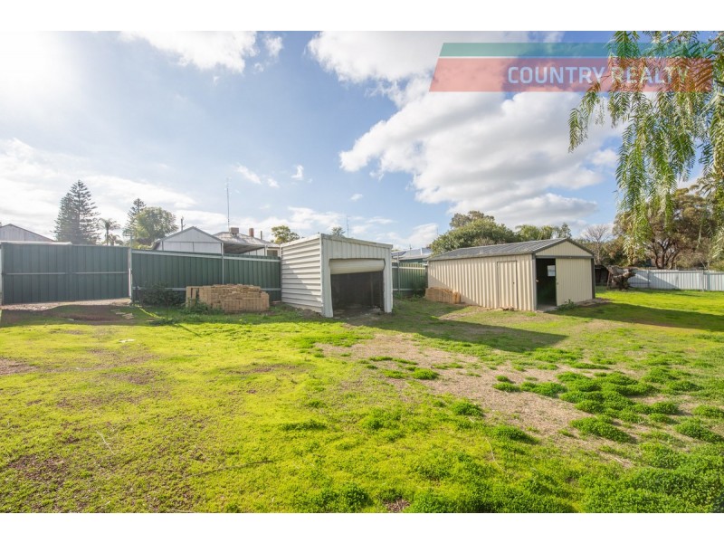 6 Newcastle Road, Northam WA 6401